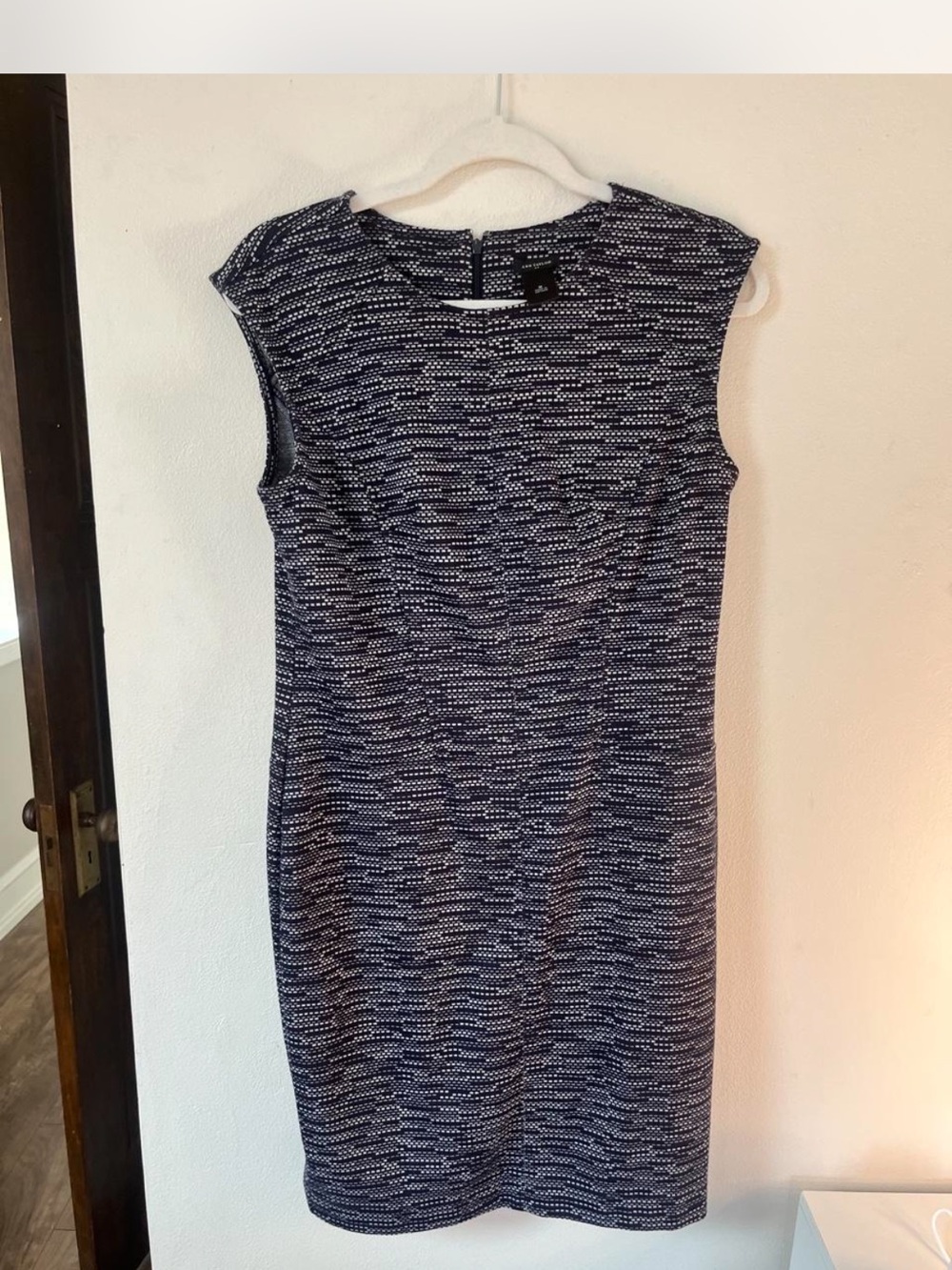Ann Taylor Navy and White Textured Sheath Dress